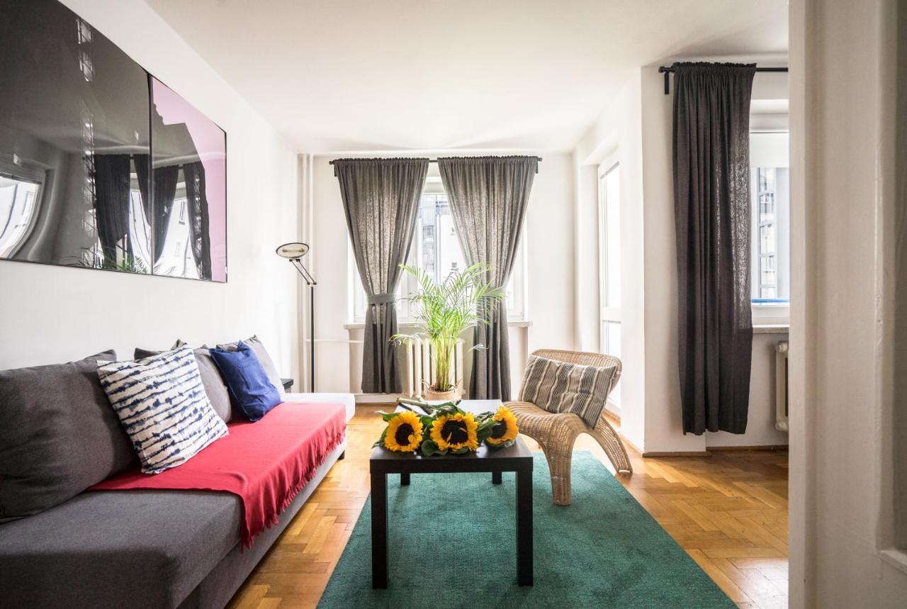 Oomph Warsaw Central 3-Bedroom Flat Екстериор снимка