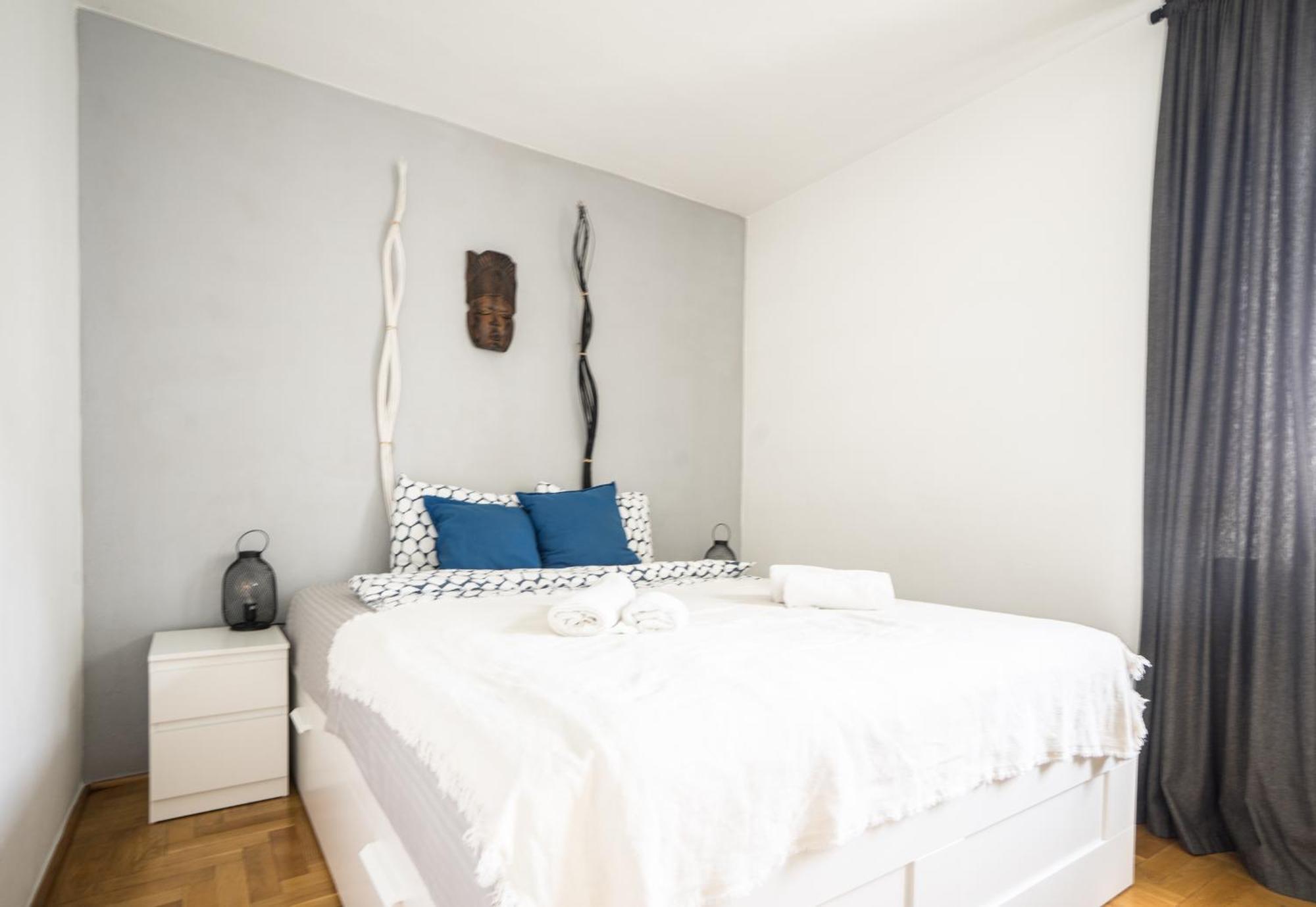 Oomph Warsaw Central 3-Bedroom Flat Екстериор снимка