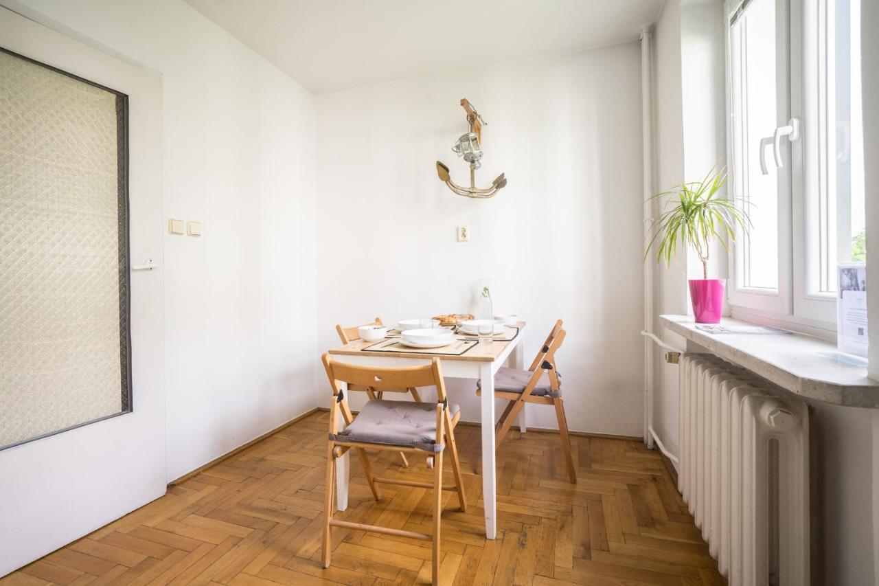 Oomph Warsaw Central 3-Bedroom Flat Екстериор снимка
